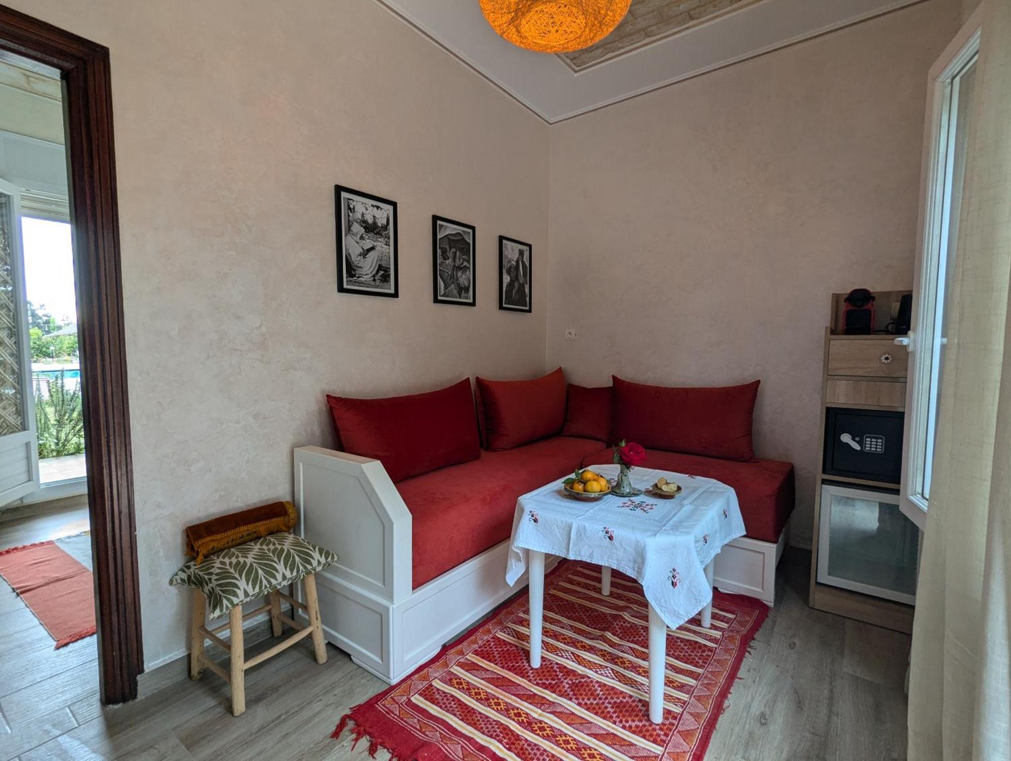 Dar Beynana Hotell Sidi Bibi Rum bild
