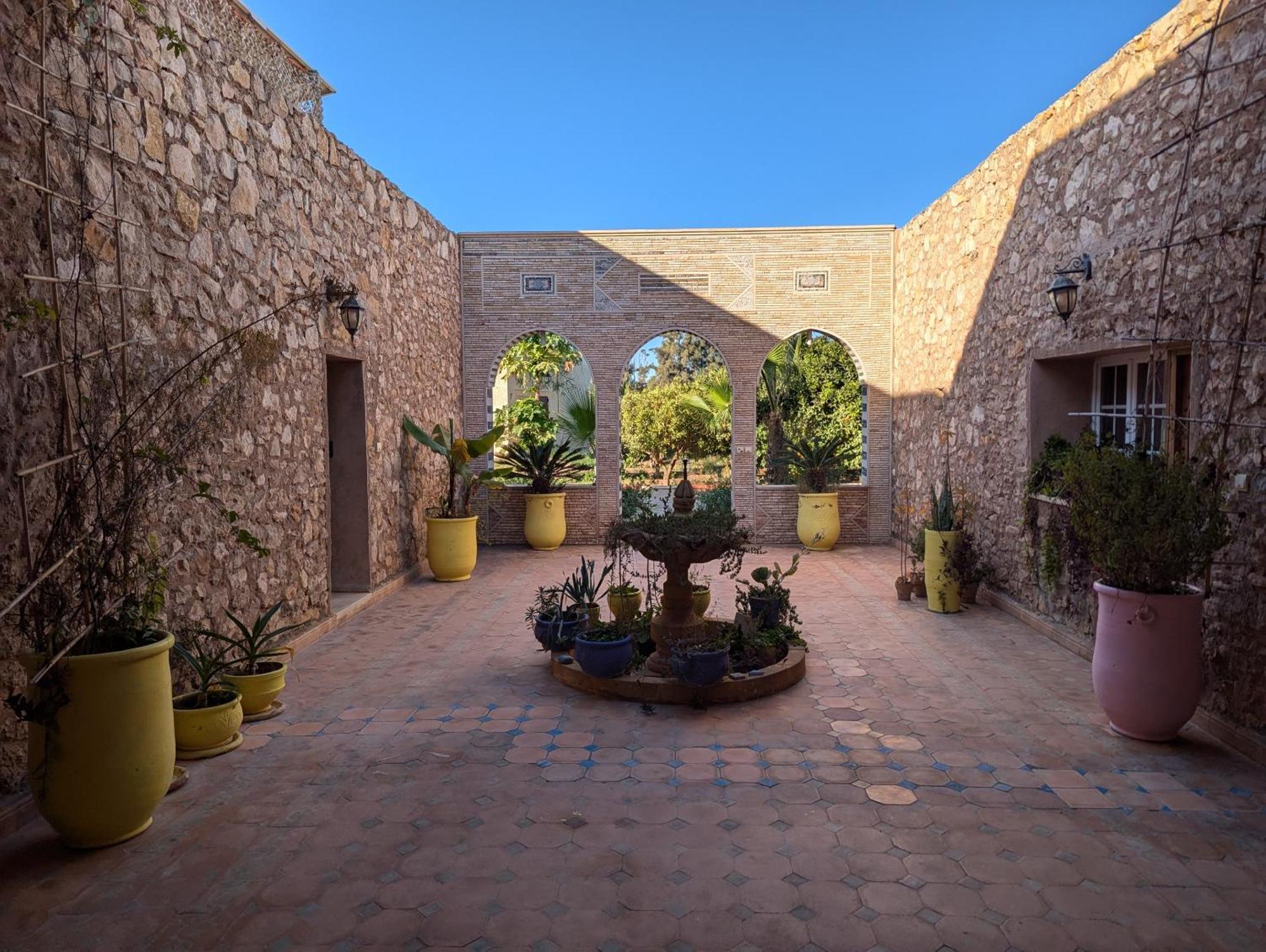 Dar Beynana Hotell Sidi Bibi Rum bild