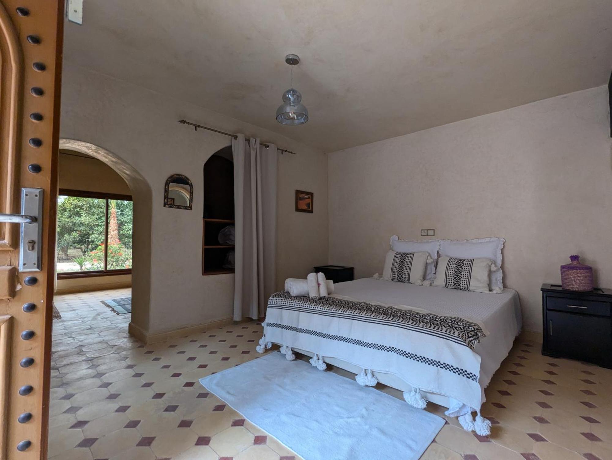 Dar Beynana Hotell Sidi Bibi Rum bild
